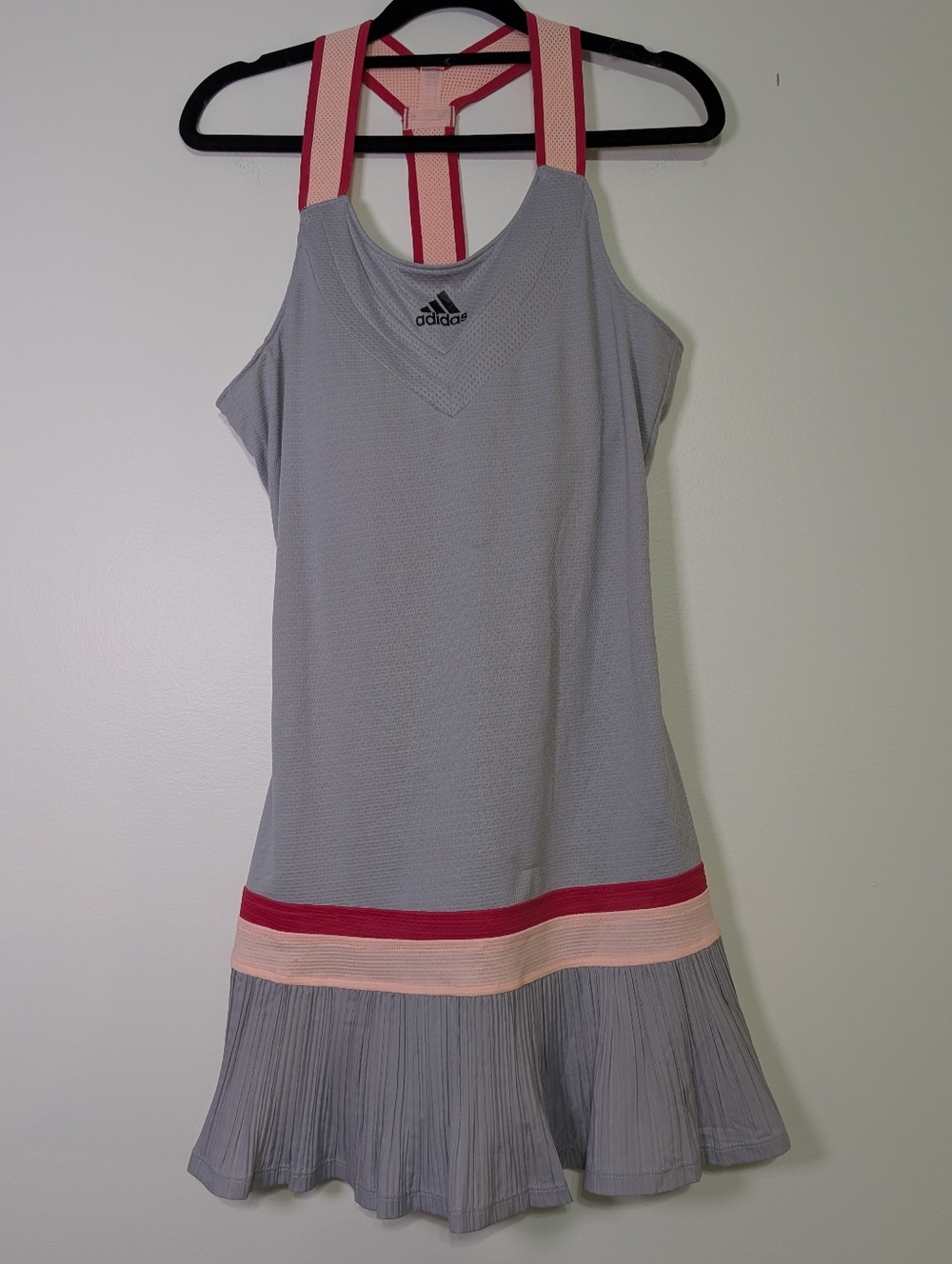 Adidas Tennis Dress M Gray Pink Pleated Athletic Tenniscore Activewear - READ - Picture 2 of 10